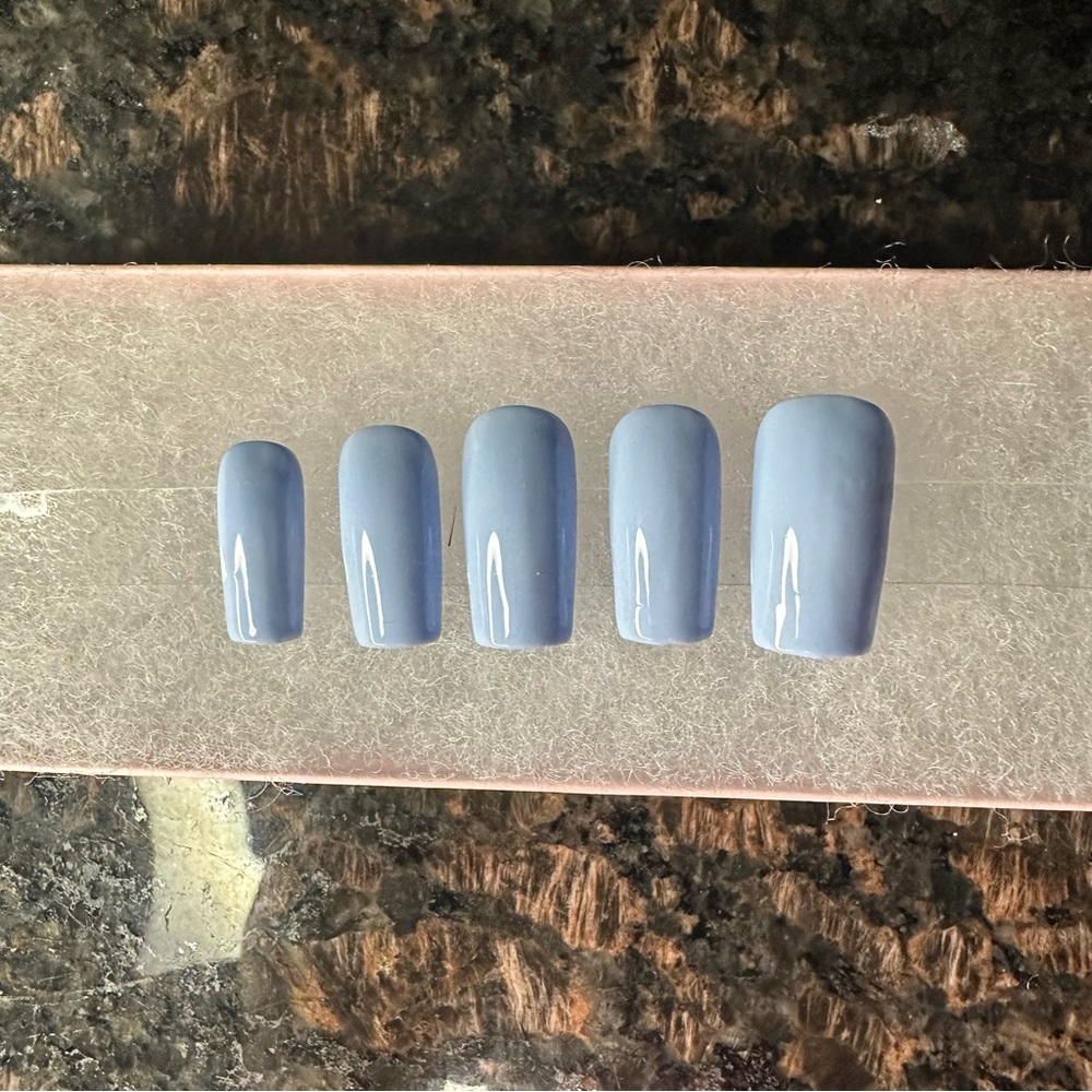 “Bri” Press On Set by LoveScottiNails